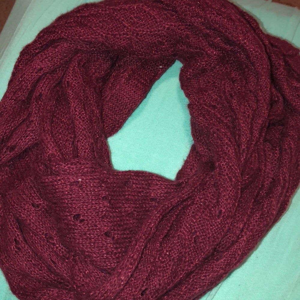 Maroon infinity scarf